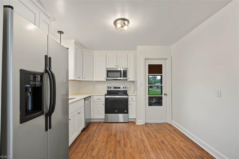 Photo 15 of 35 residential for sale in Norfolk virginia