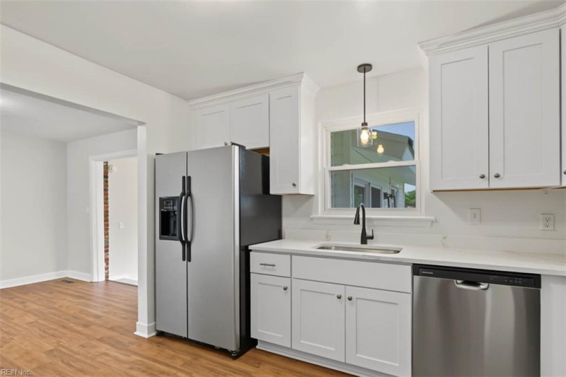 Photo 18 of 35 residential for sale in Norfolk virginia