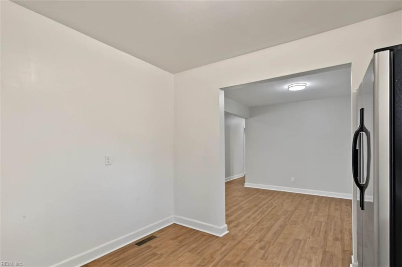 Photo 19 of 35 residential for sale in Norfolk virginia