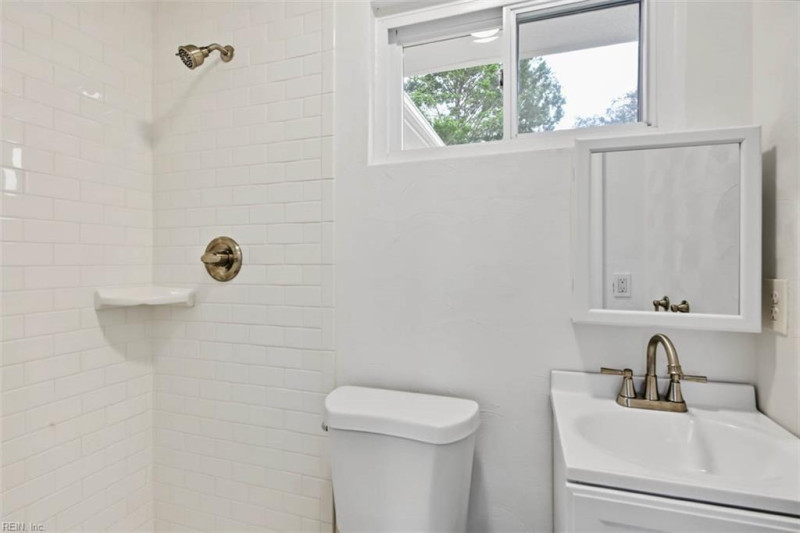 Photo 24 of 35 residential for sale in Norfolk virginia