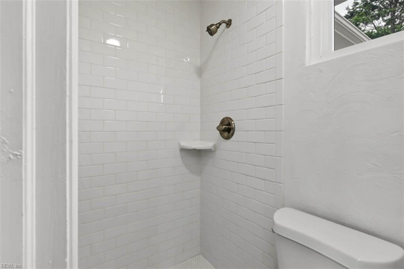 Photo 25 of 35 residential for sale in Norfolk virginia