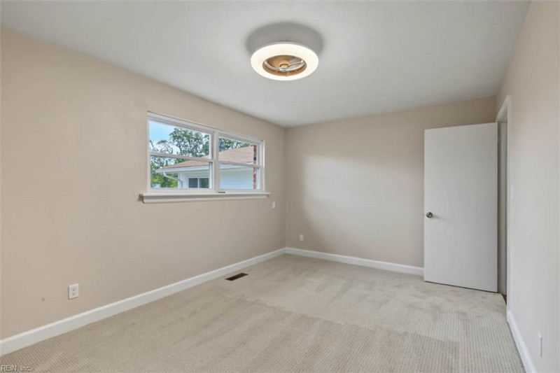 Photo 29 of 35 residential for sale in Norfolk virginia