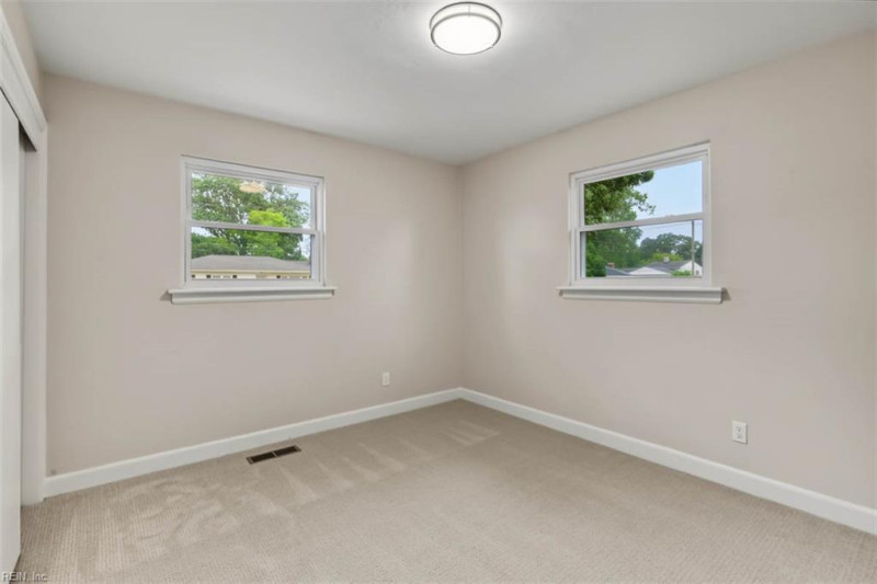 Photo 31 of 35 residential for sale in Norfolk virginia