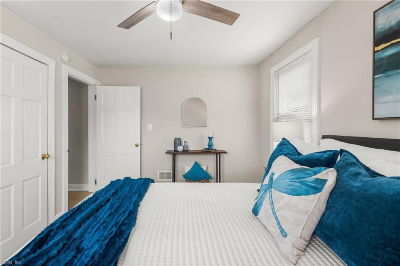 Photo 21 of 48 residential for sale in Norfolk virginia
