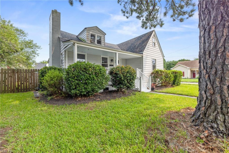 Photo 38 of 48 residential for sale in Norfolk virginia