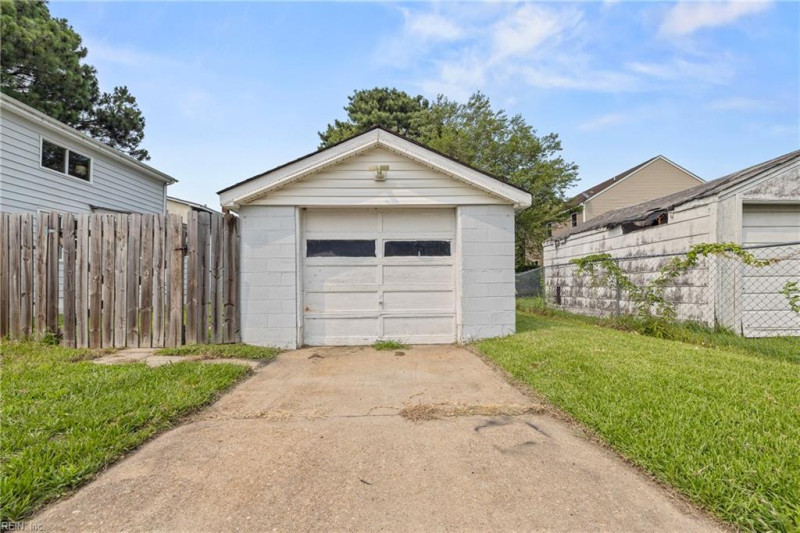 Photo 42 of 48 residential for sale in Norfolk virginia