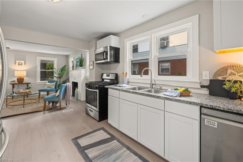 Photo 6 of 48 residential for sale in Norfolk virginia