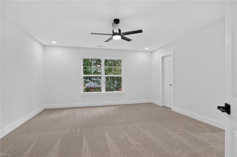 Photo 15 of 32 residential for sale in Virginia Beach virginia