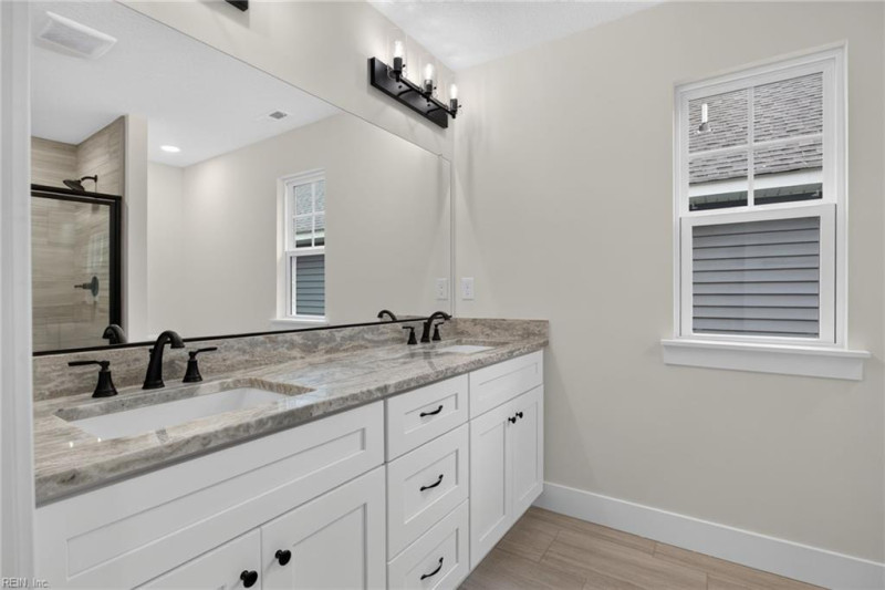 Photo 18 of 32 residential for sale in Virginia Beach virginia