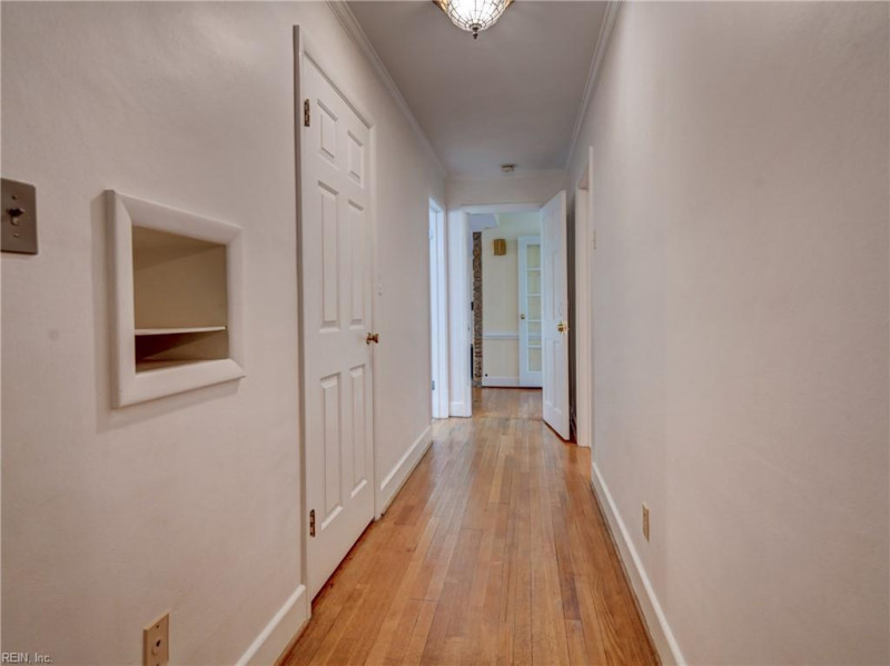 Photo 36 of 50 residential for sale in Chesapeake virginia
