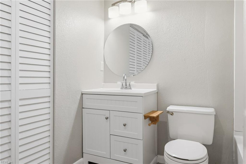 Photo 10 of 30 residential for sale in Virginia Beach virginia