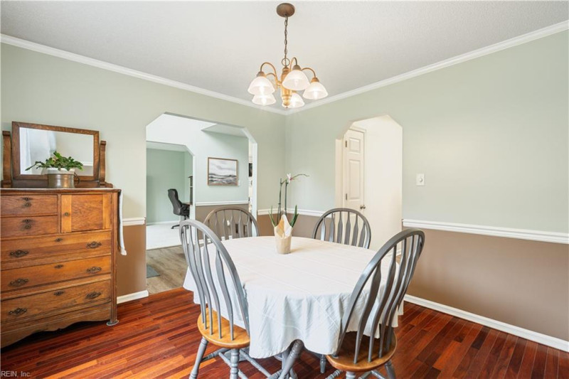 Photo 15 of 46 residential for sale in Chesapeake virginia