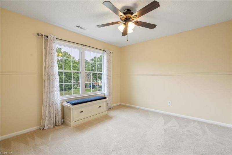 Photo 40 of 46 residential for sale in Chesapeake virginia