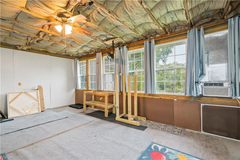 Photo 42 of 46 residential for sale in Chesapeake virginia