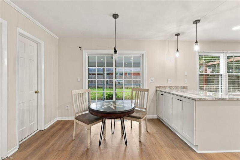 Photo 14 of 38 residential for sale in Virginia Beach virginia