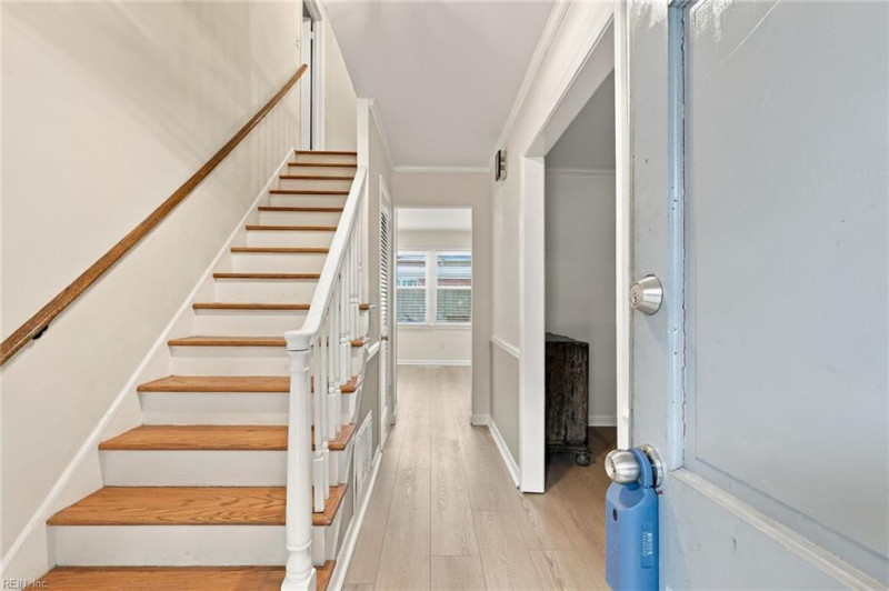 Photo 2 of 38 residential for sale in Virginia Beach virginia