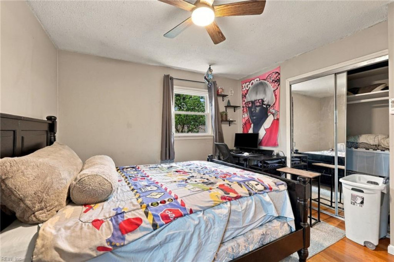 Photo 26 of 38 residential for sale in Virginia Beach virginia