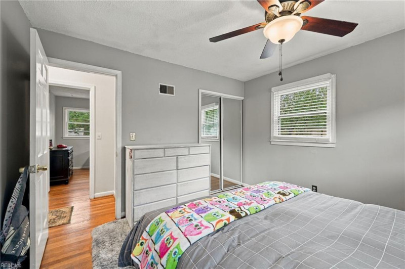 Photo 28 of 38 residential for sale in Virginia Beach virginia