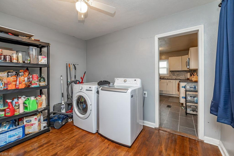 Photo 22 of 47 residential for sale in Portsmouth virginia