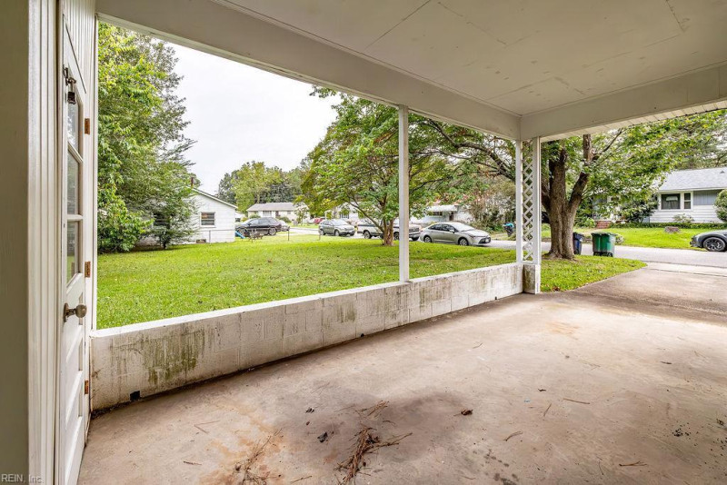 Photo 42 of 47 residential for sale in Portsmouth virginia
