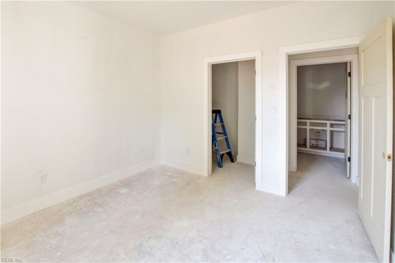 Photo 14 of 39 residential for sale in Norfolk virginia