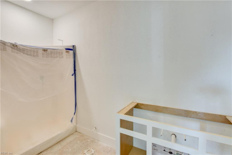 Photo 16 of 39 residential for sale in Norfolk virginia