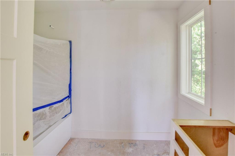 Photo 23 of 39 residential for sale in Norfolk virginia