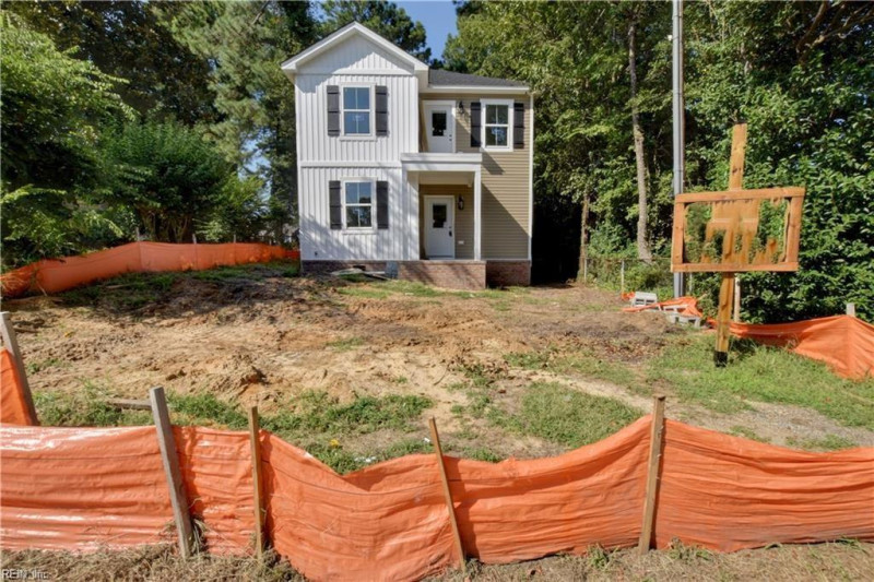 Photo 36 of 39 residential for sale in Norfolk virginia