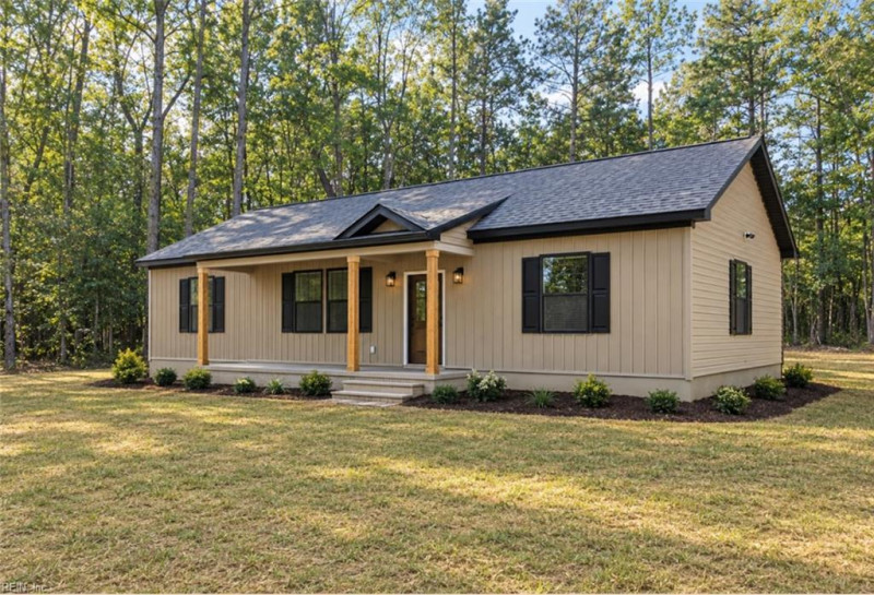 Photo 1 of 26 residential for sale in Surry County virginia