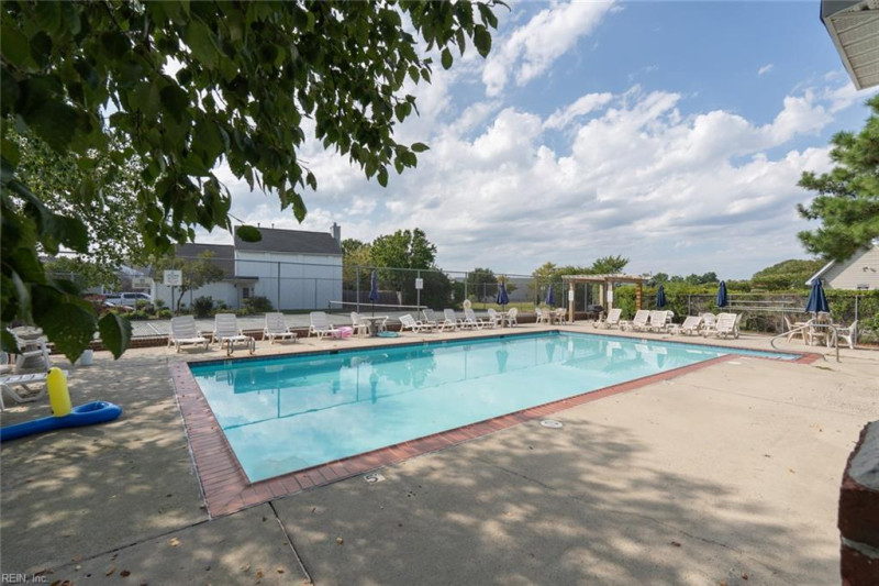 Photo 22 of 25 residential for sale in Chesapeake virginia