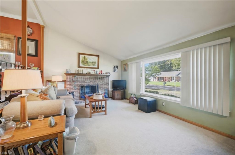 Photo 11 of 43 residential for sale in Virginia Beach virginia
