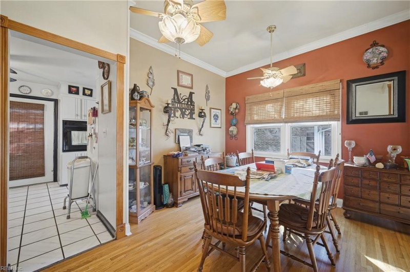 Photo 15 of 43 residential for sale in Virginia Beach virginia