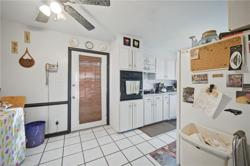 Photo 19 of 43 residential for sale in Virginia Beach virginia