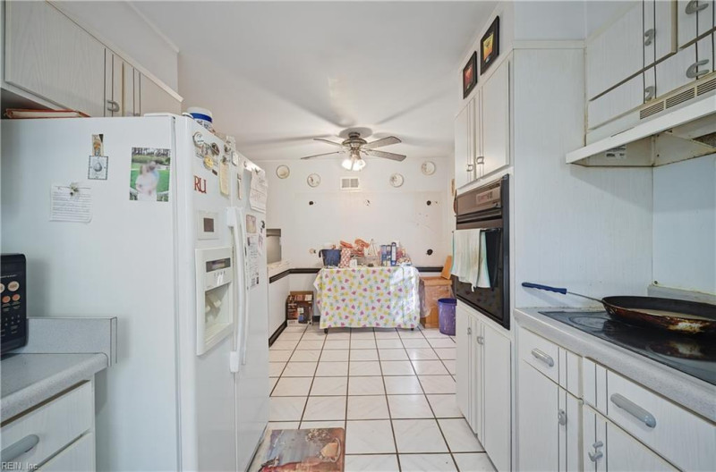 Photo 20 of 43 residential for sale in Virginia Beach virginia