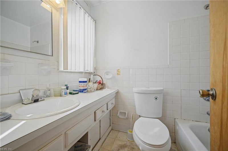 Photo 32 of 43 residential for sale in Virginia Beach virginia