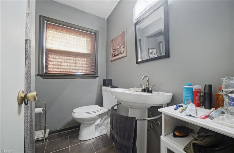 Photo 34 of 43 residential for sale in Virginia Beach virginia