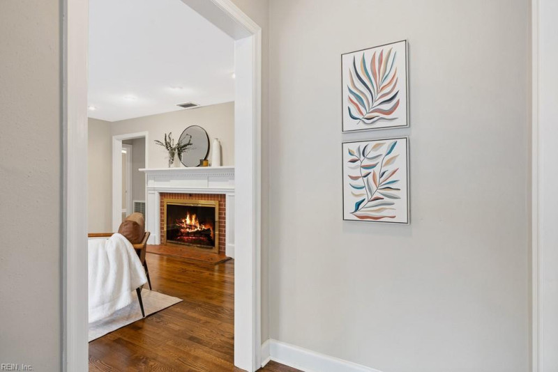 Photo 3 of 37 residential for sale in Norfolk virginia Photo 3 of 37 residential for sale in Norfolk virginia