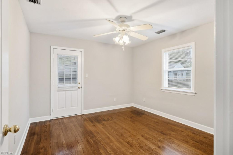 Photo 32 of 37 residential for sale in Norfolk virginia Photo 32 of 37 residential for sale in Norfolk virginia