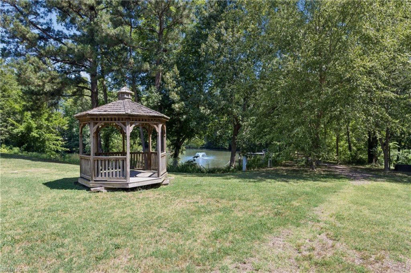 Photo 36 of 42 residential for sale in Isle of Wight County virginia Photo 36 of 42 residential for sale in Isle of Wight County virginia