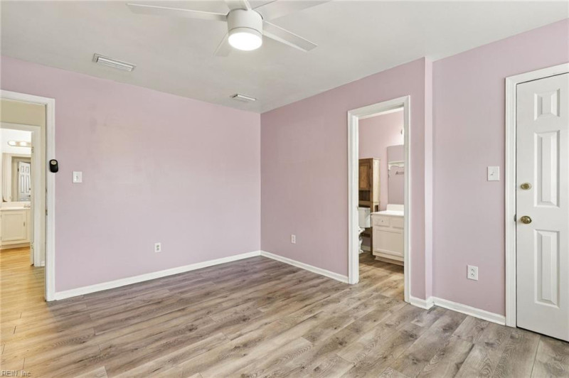 Photo 20 of 42 residential for sale in Virginia Beach virginia