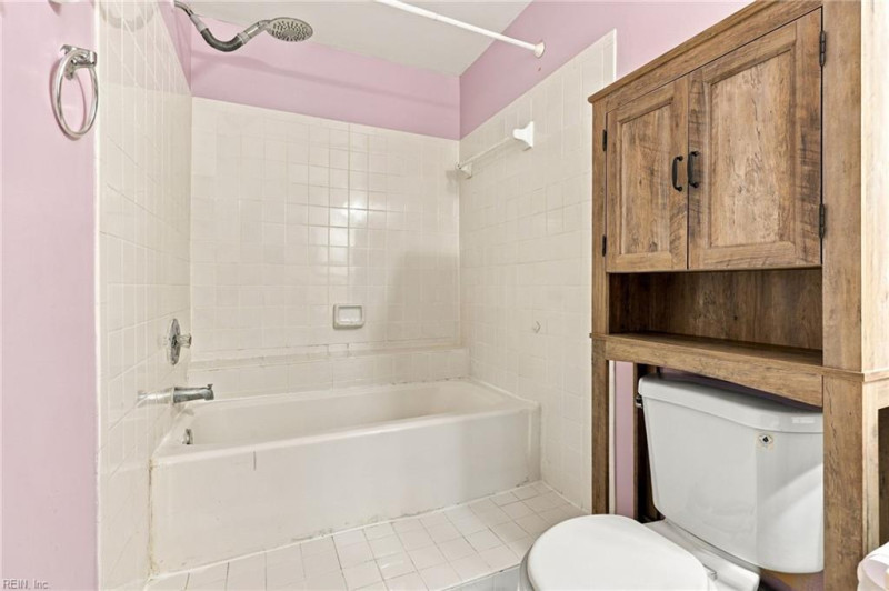 Photo 23 of 42 residential for sale in Virginia Beach virginia