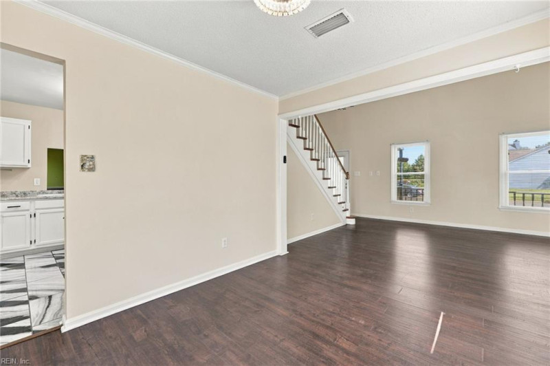 Photo 4 of 42 residential for sale in Virginia Beach virginia