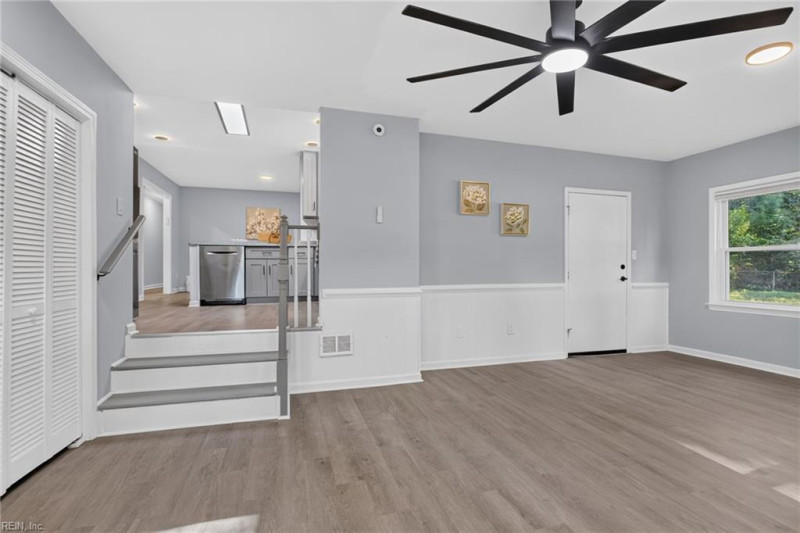 Photo 15 of 31 residential for sale in Newport News virginia