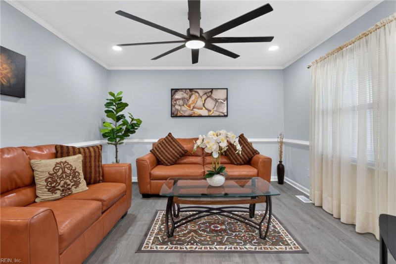 Photo 5 of 31 residential for sale in Newport News virginia