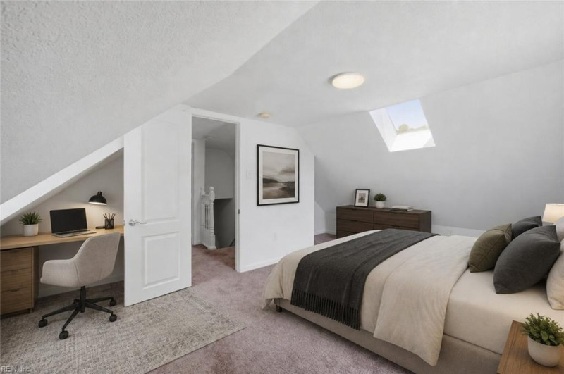 Photo 10 of 37 residential for sale in Norfolk virginia