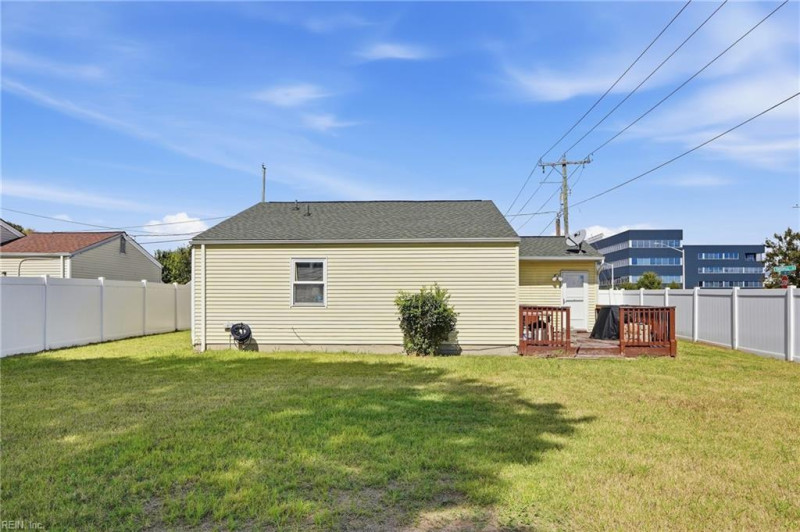 Photo 15 of 16 residential for sale in Newport News virginia