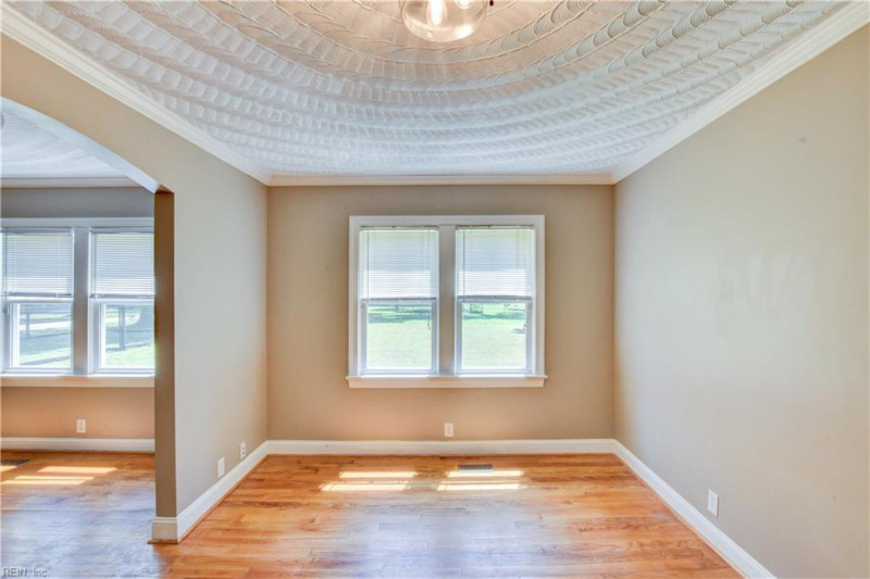 Photo 10 of 41 residential for sale in Chesapeake virginia Photo 10 of 41 residential for sale in Chesapeake virginia