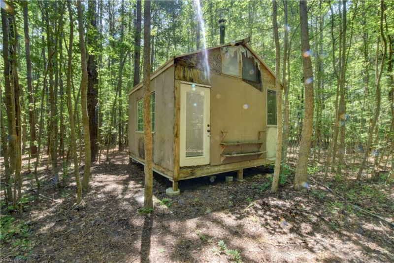 Photo 37 of 41 residential for sale in Chesapeake virginia Photo 37 of 41 residential for sale in Chesapeake virginia