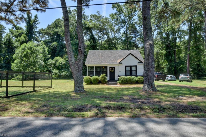 Photo 40 of 41 residential for sale in Chesapeake virginia Photo 40 of 41 residential for sale in Chesapeake virginia