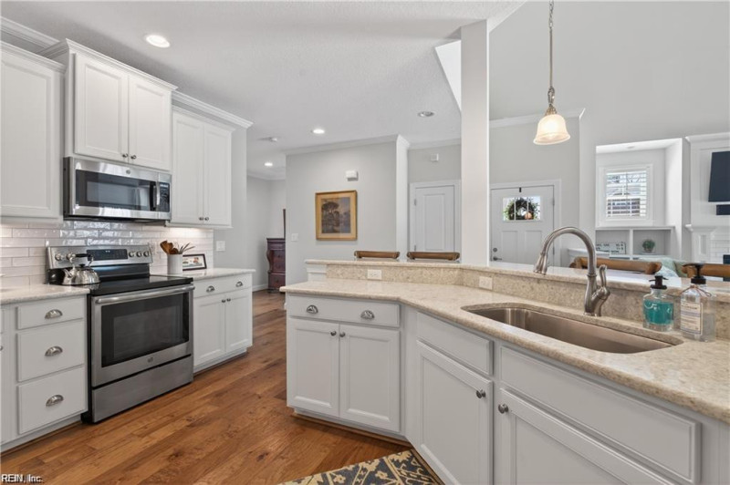 Photo 3 of 50 residential for sale in Suffolk virginia